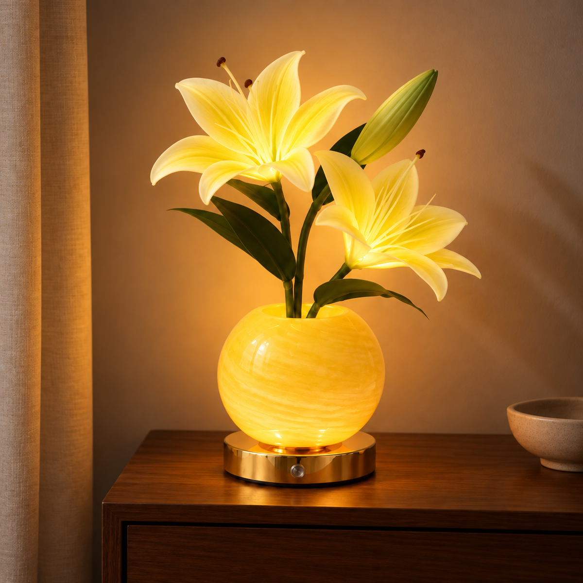 Lily Bloom Lamp